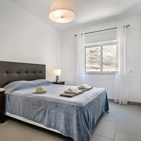 Apartment Abode At Old Town Albufeira
